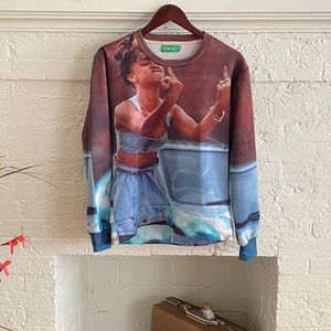 Rihanna Longsleeve shirt